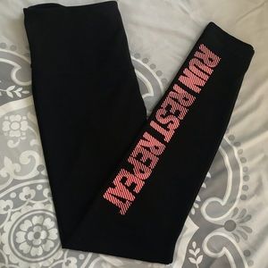 Black active wear leggings